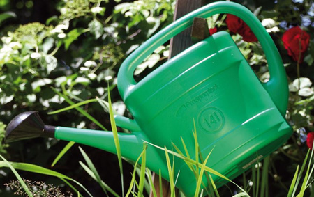 Konewka ogrodowa plastykowa zielona 14 L SPRING IKSP14-G642