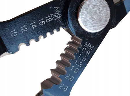 Szczypce precyzyjne boczne z sciągaczem do izolacji 140mm NEO 01-509